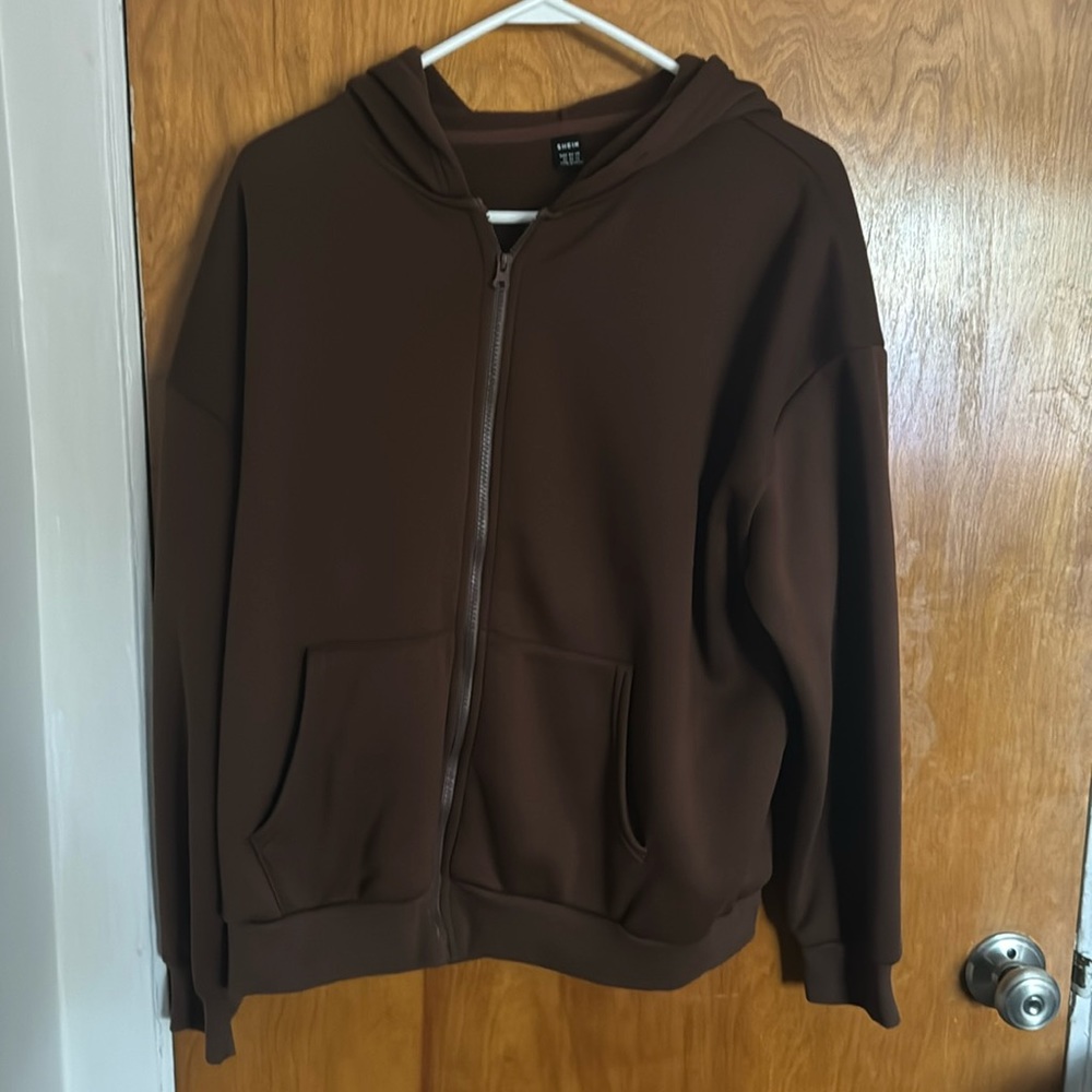 SHEIN EXTRA LARGE BROWN ZIP UP